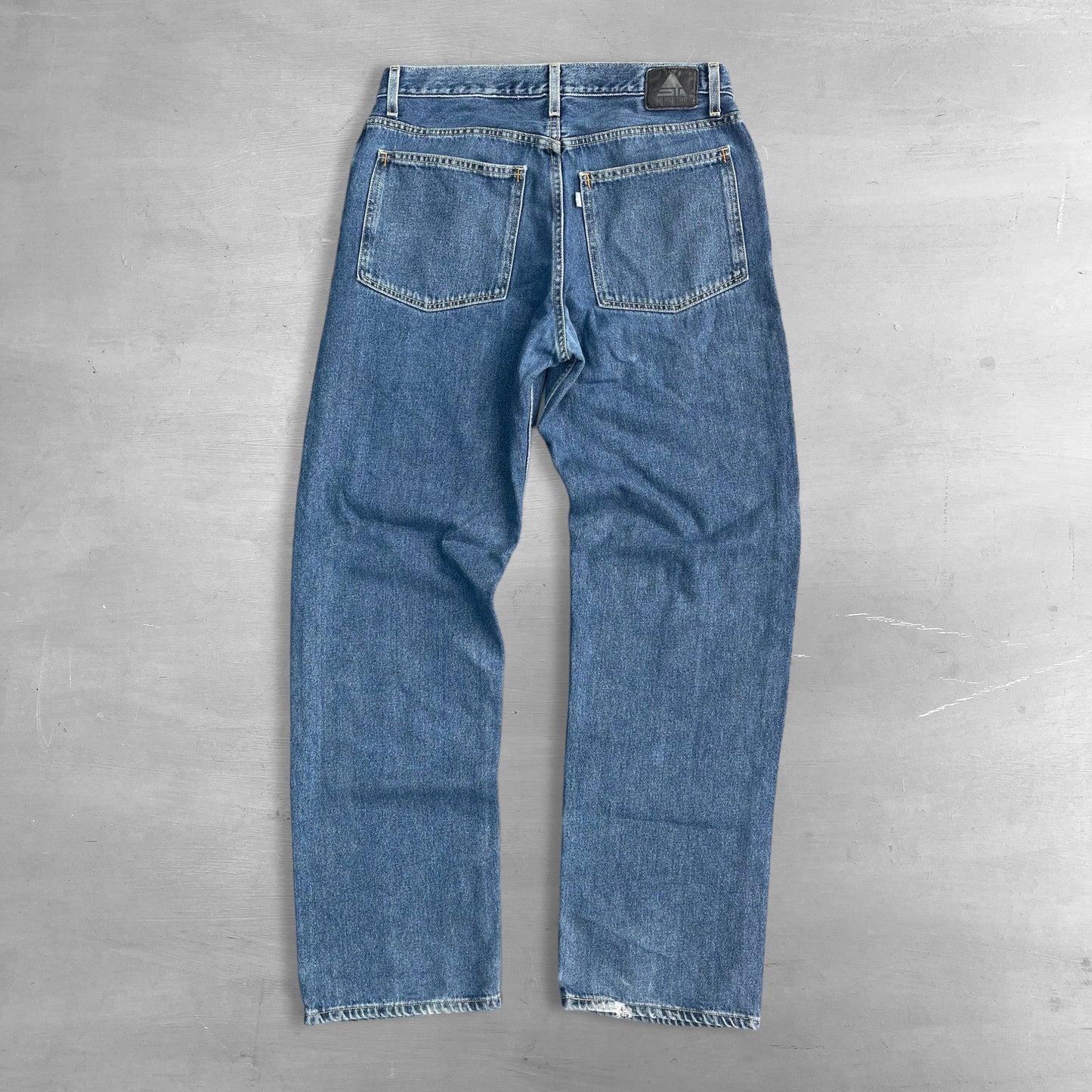 Early 2000s SilverTab Levi’s relaxed jeans (34 waist)