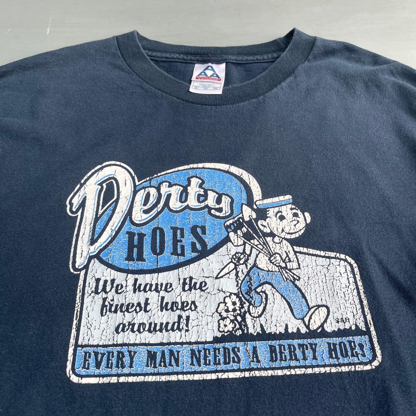 1990s Derty hoes parody T-Shirt (XL)