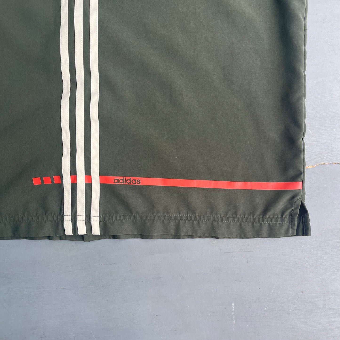 Early 2000s Adidas utility shirt (L)