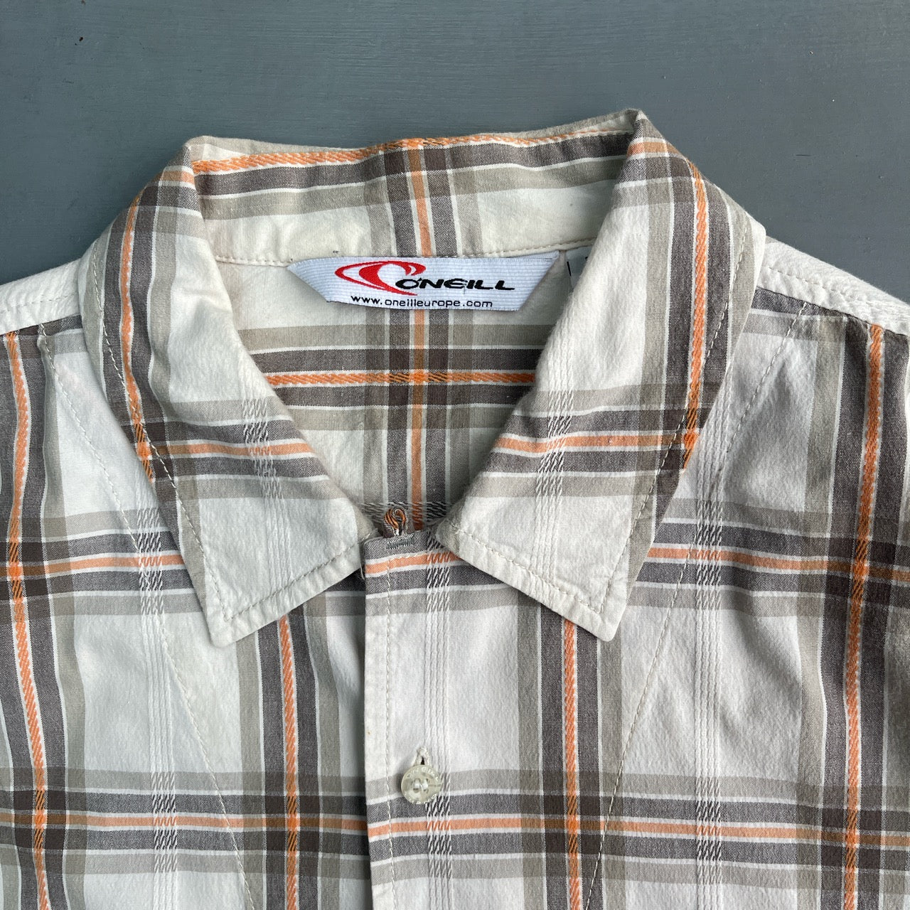 Early 2000s checked O’Neill short sleeve shirt (L)