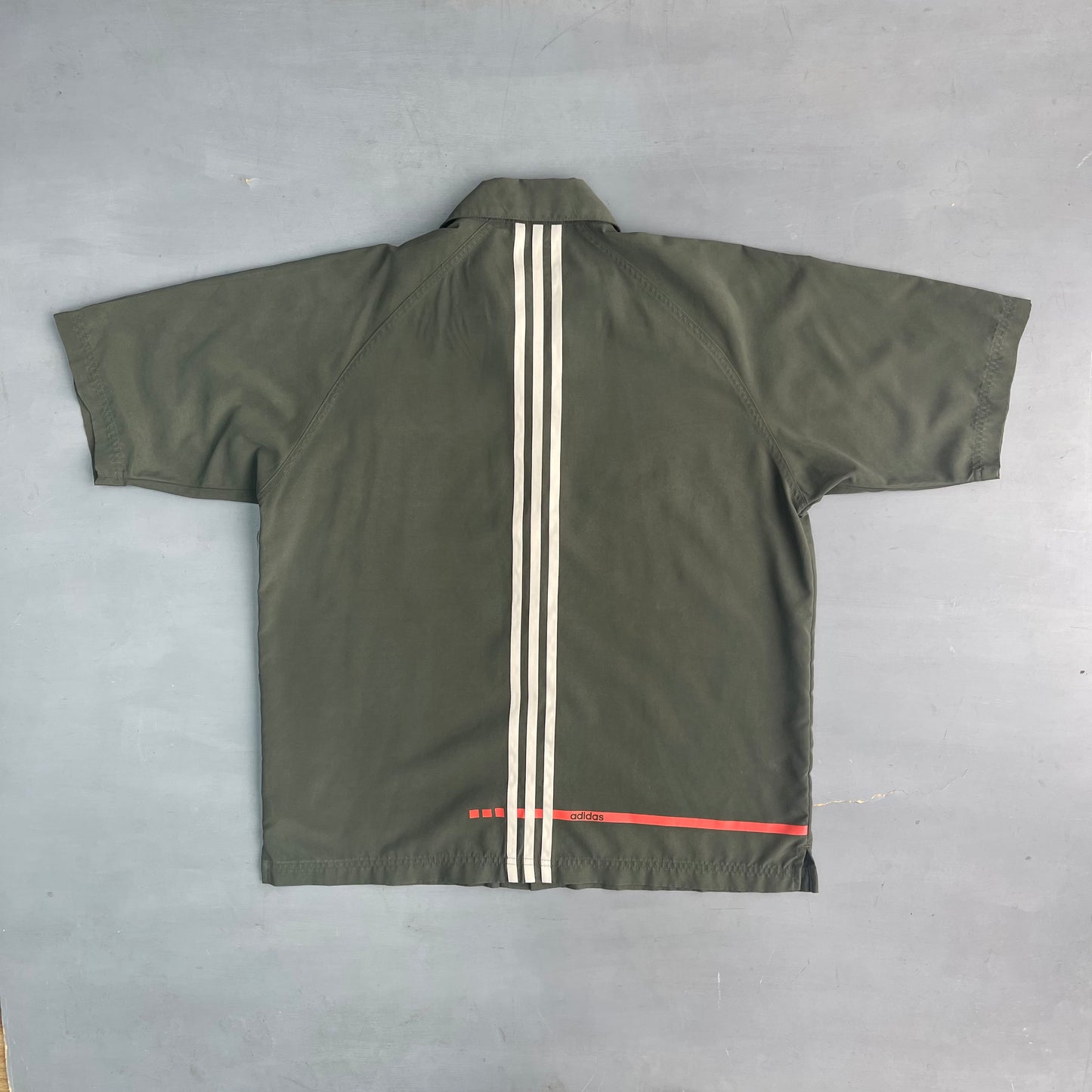 Early 2000s Adidas utility shirt (L)