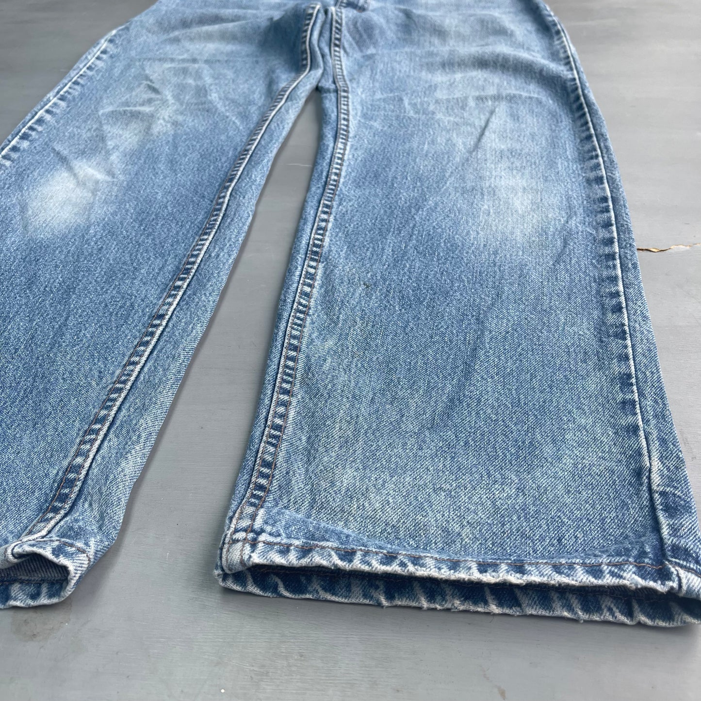 1990s SilverTab Levi’s relaxed jeans (32 waist)