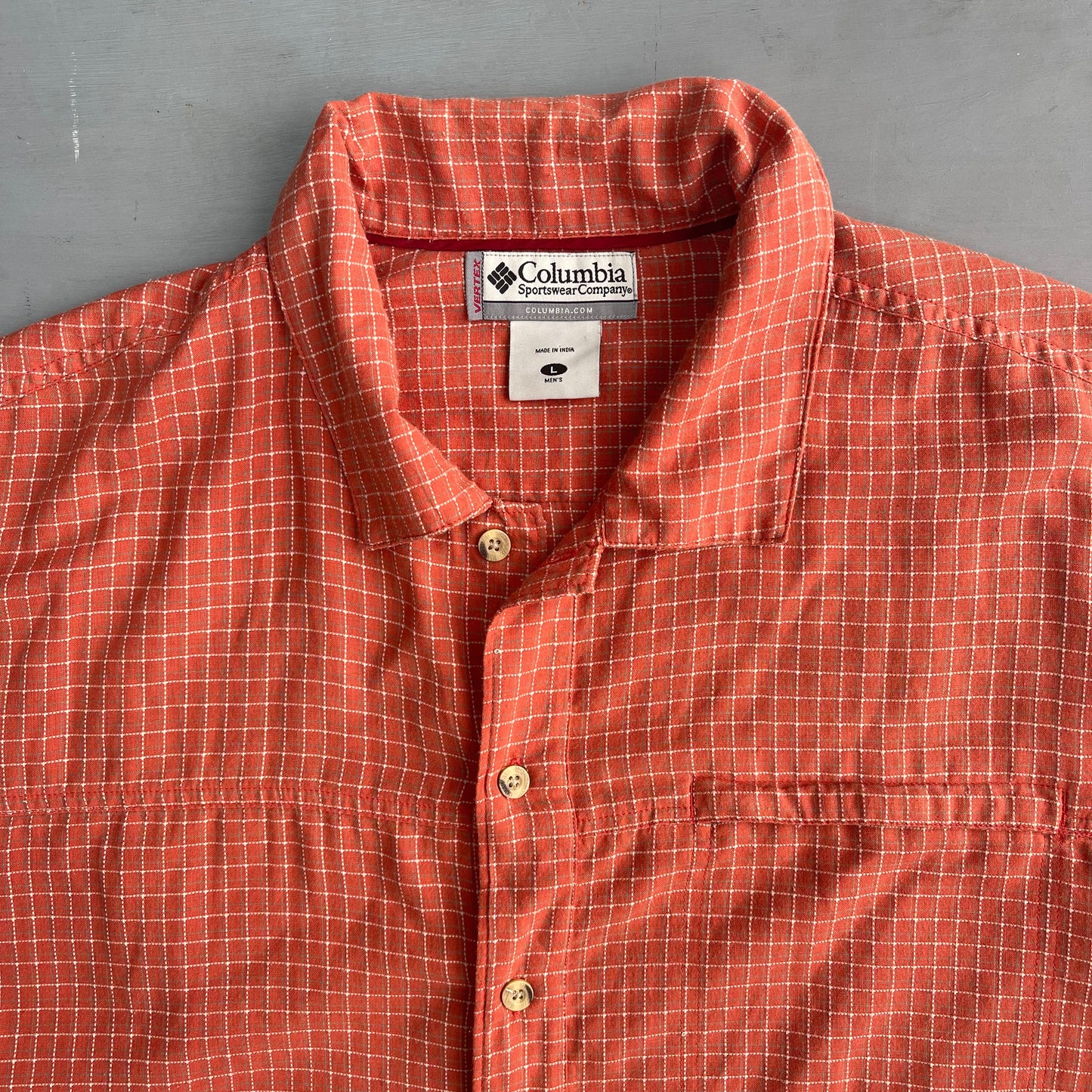 2000s Columbia sportswear utility short sleeve shirt (XL)