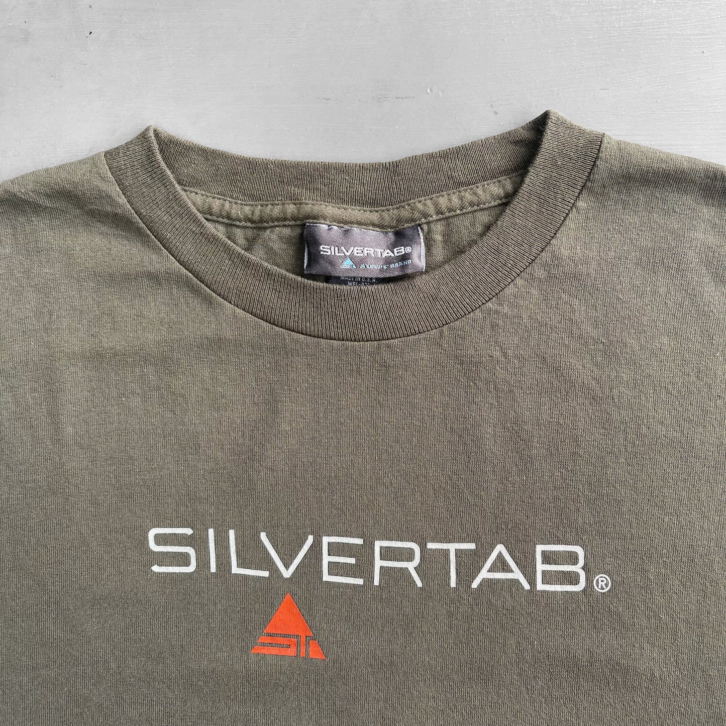 Early 2000s Levi’s SilverTab logo T-Shirt (M)