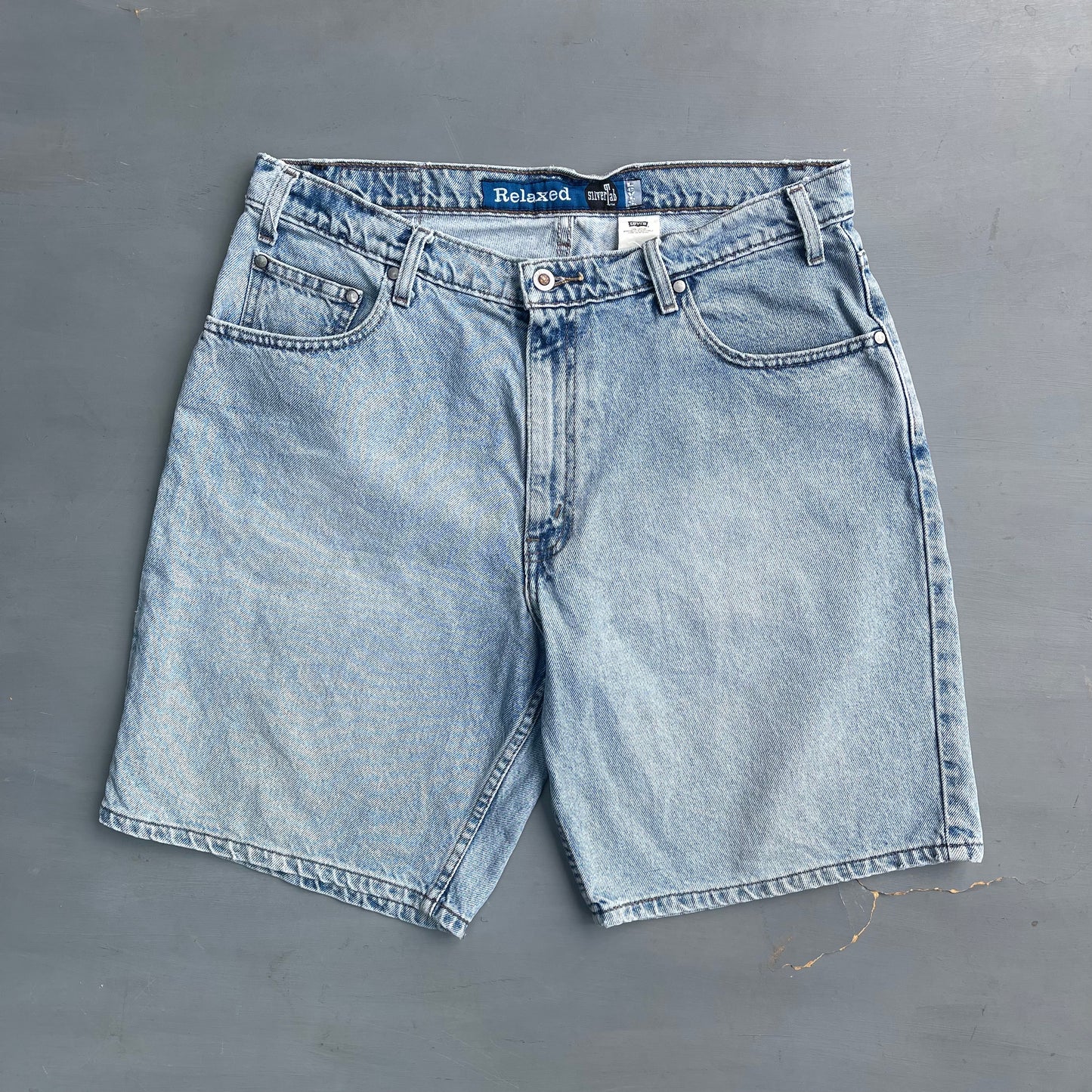 1990s Levi’s Silvertab relaxed denim shorts (36 waist)