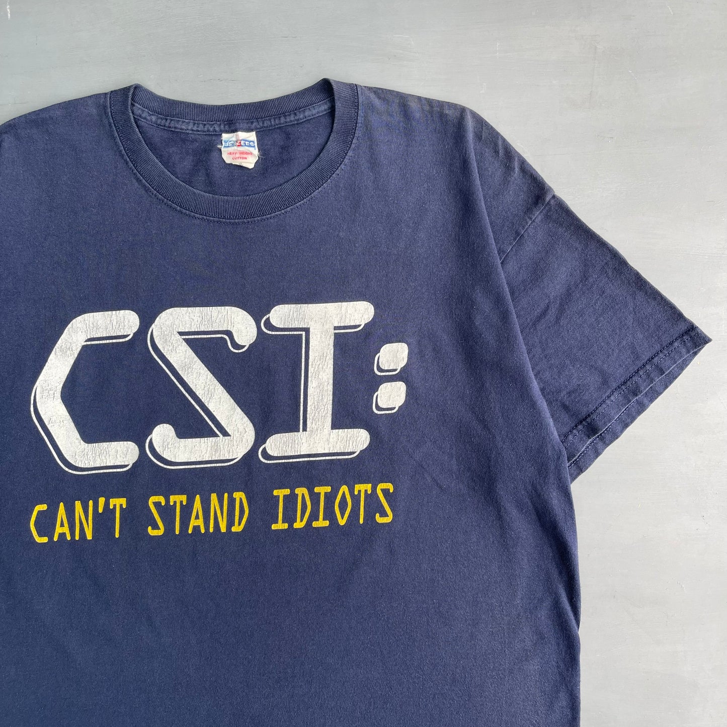 Early 2000s CSI: can’t stand idiots parody T-Shirt (L)