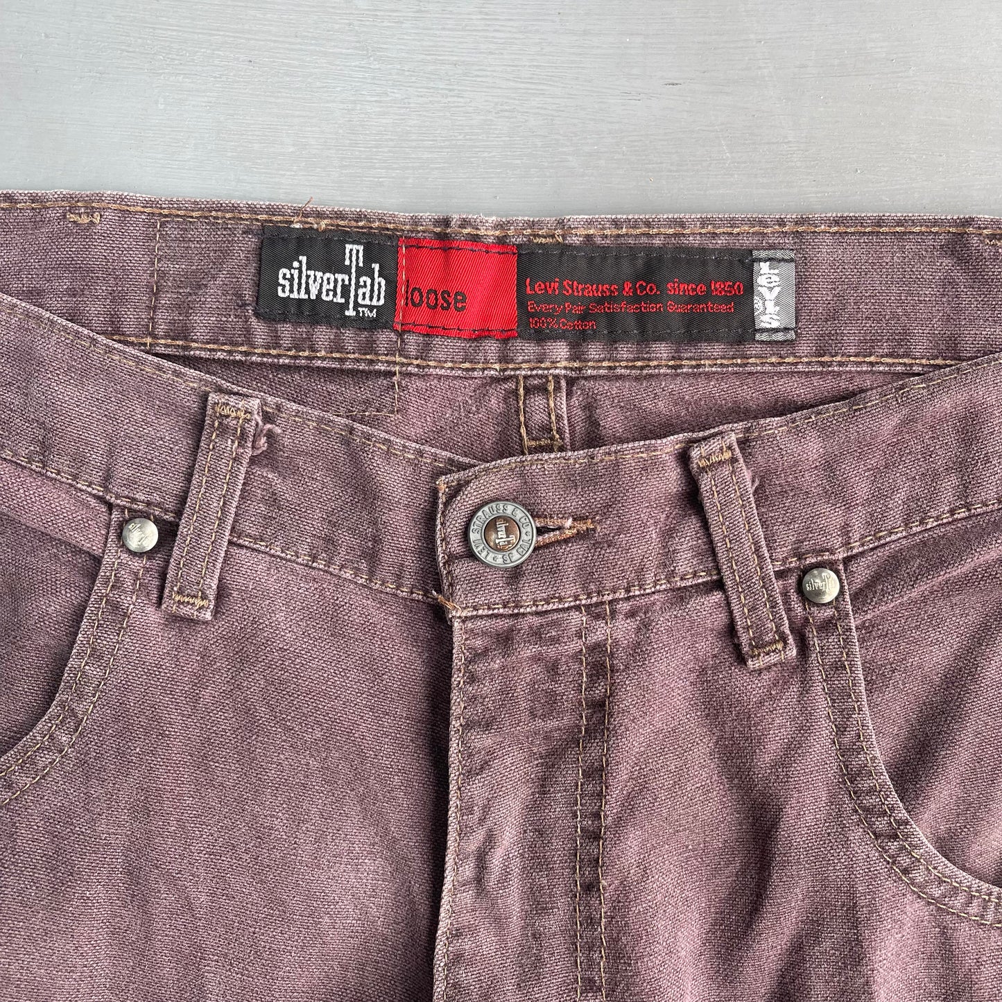 1990s SilverTab Levi’s loose jeans (34 waist)