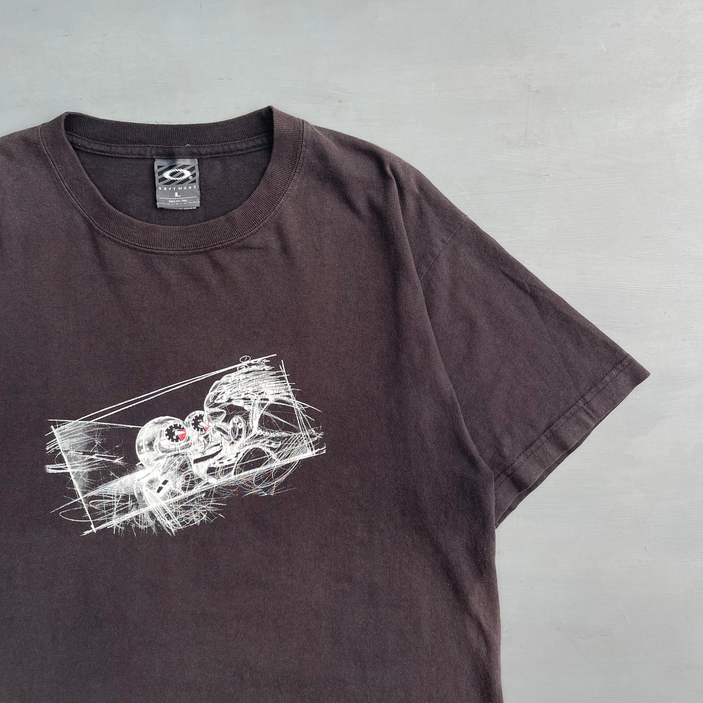 Early 2000 Oakley software factory pilot T-Shirt (L)