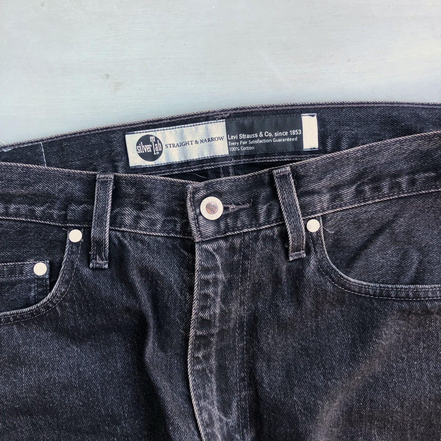 90s black Levis SilverTab straight & narrow (34 waist)