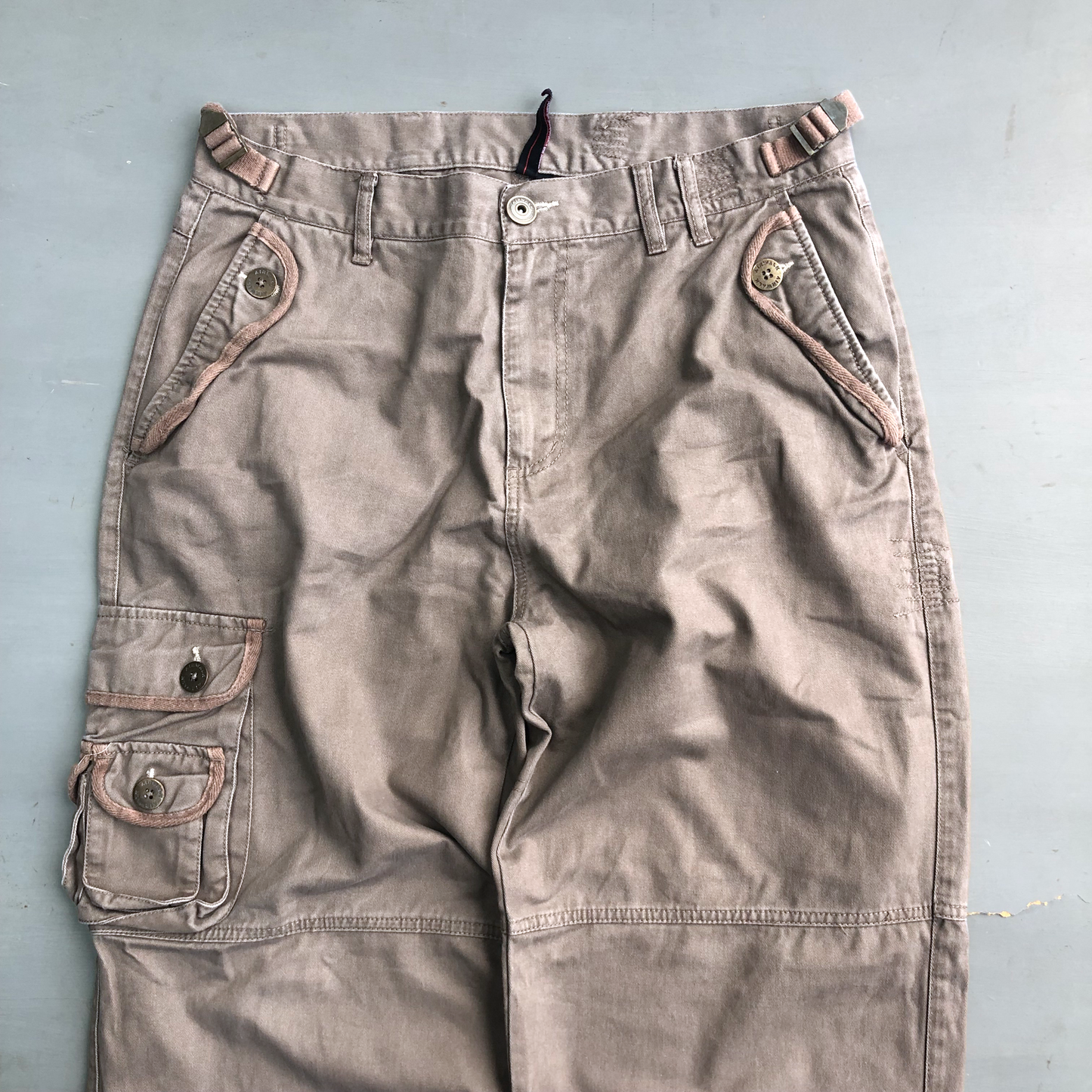 Vintage early 2000s Airwalk utility trousers (34 waist adjustable)