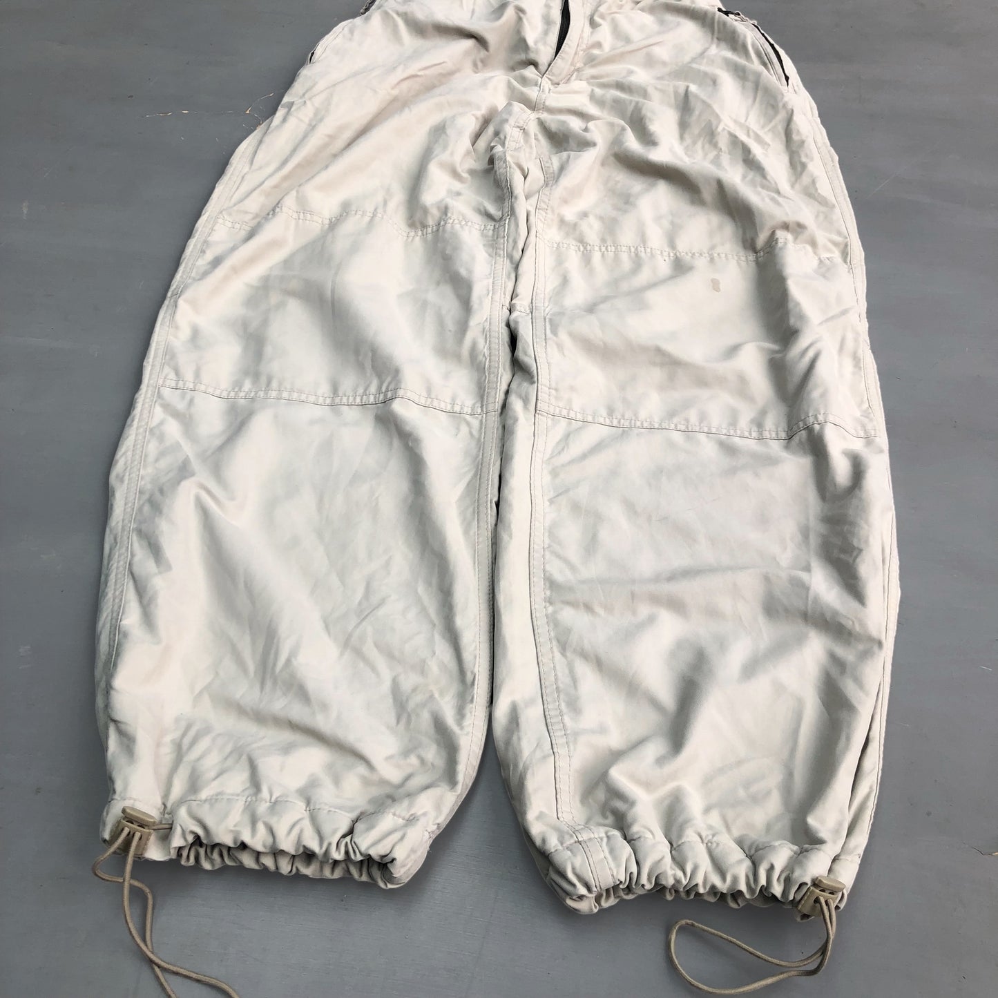 2000 GAP parachute pants (adjustable 34 waist)