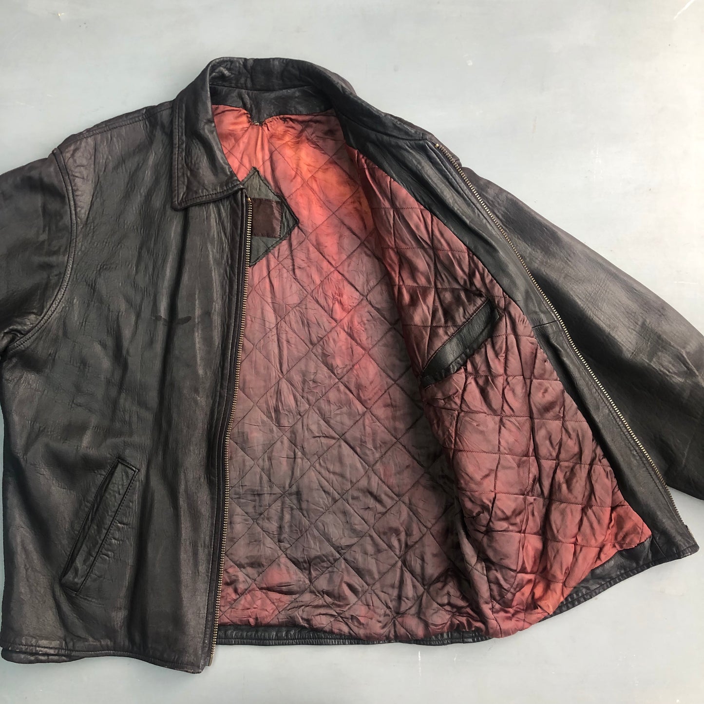 Vintage early 90s leather jacket (L/XL)