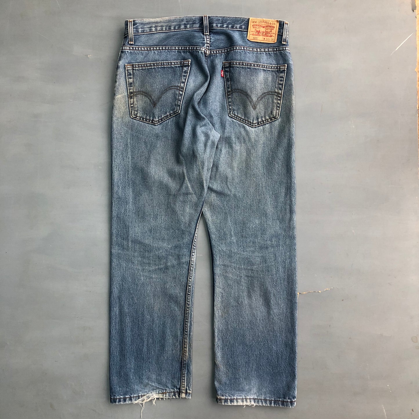 2000s Levi’s 505 straight leg jeans (34 waist)