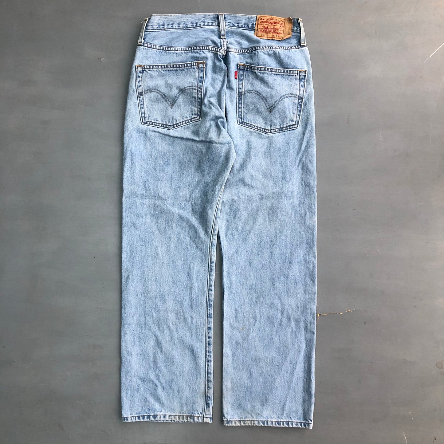 2000s light blue wash Levis 501 (34 waist)