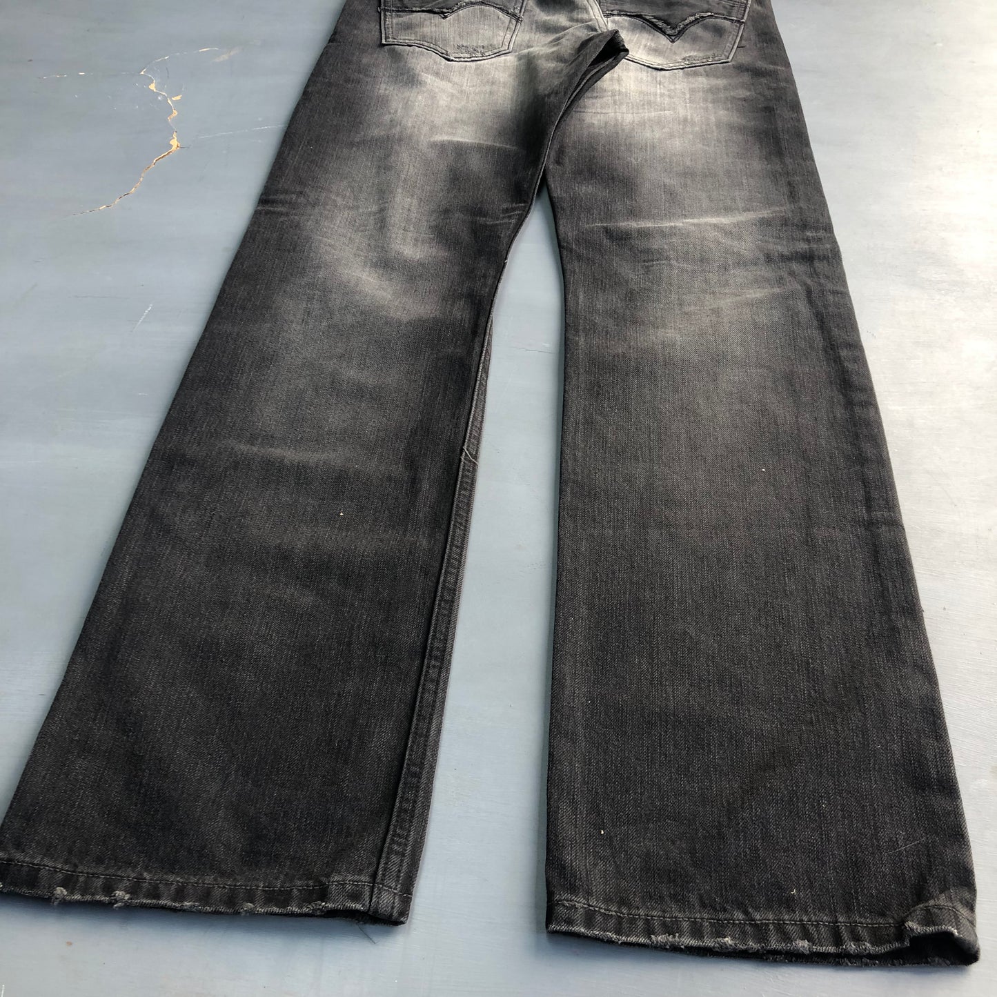 2000s washed black Levis SilverTab straight jeans (34 waist)