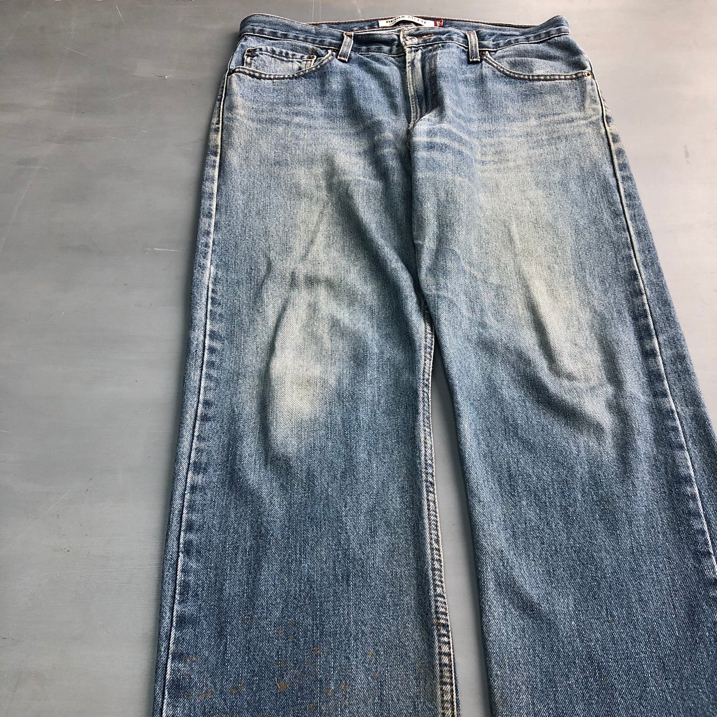 2000s Levi’s 505 straight leg jeans (34 waist)