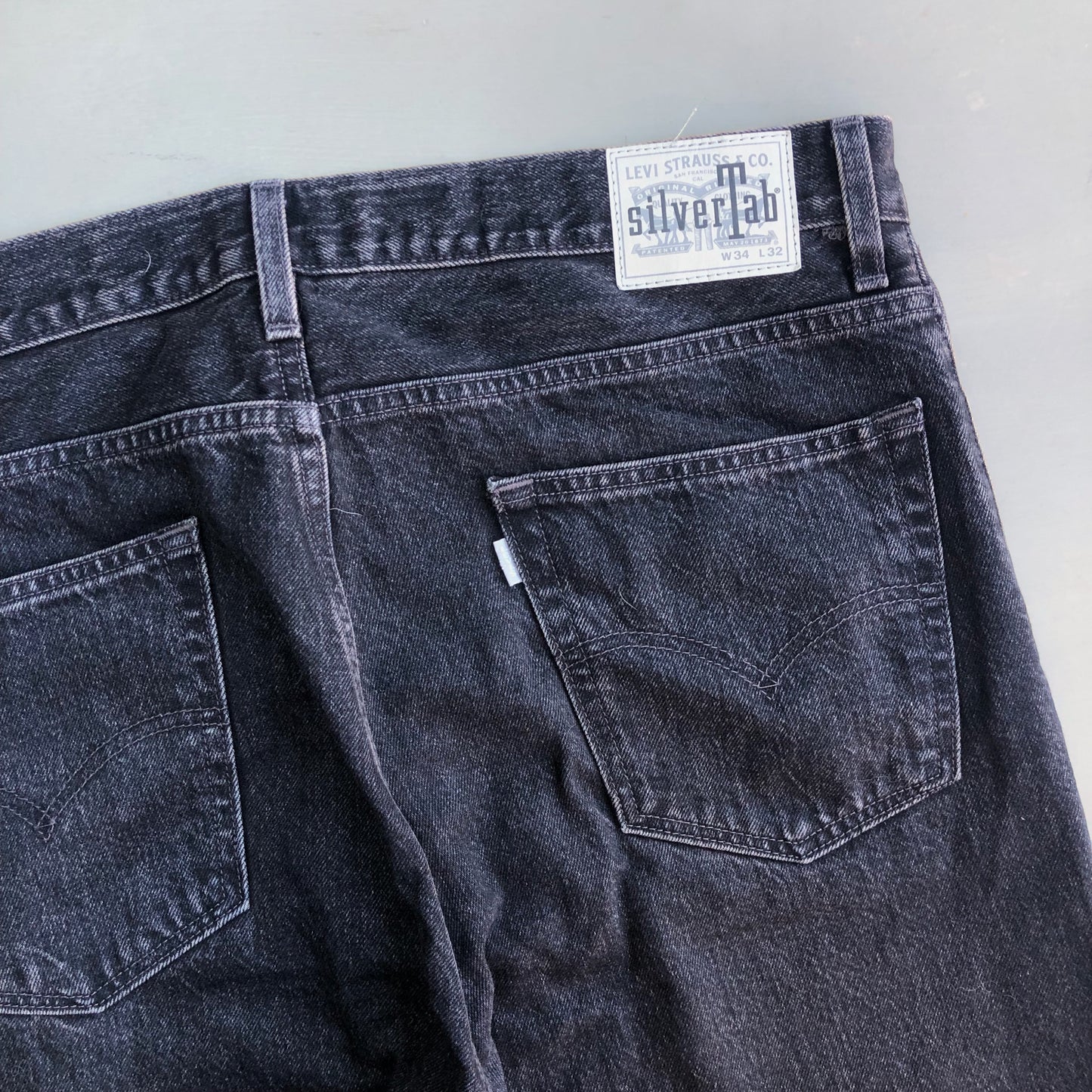 90s black Levis SilverTab straight & narrow (34 waist)