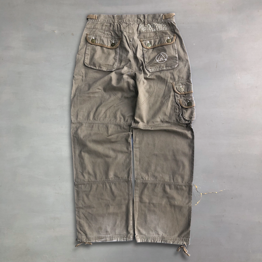 Vintage early 2000s Airwalk utility trousers (34 waist adjustable)